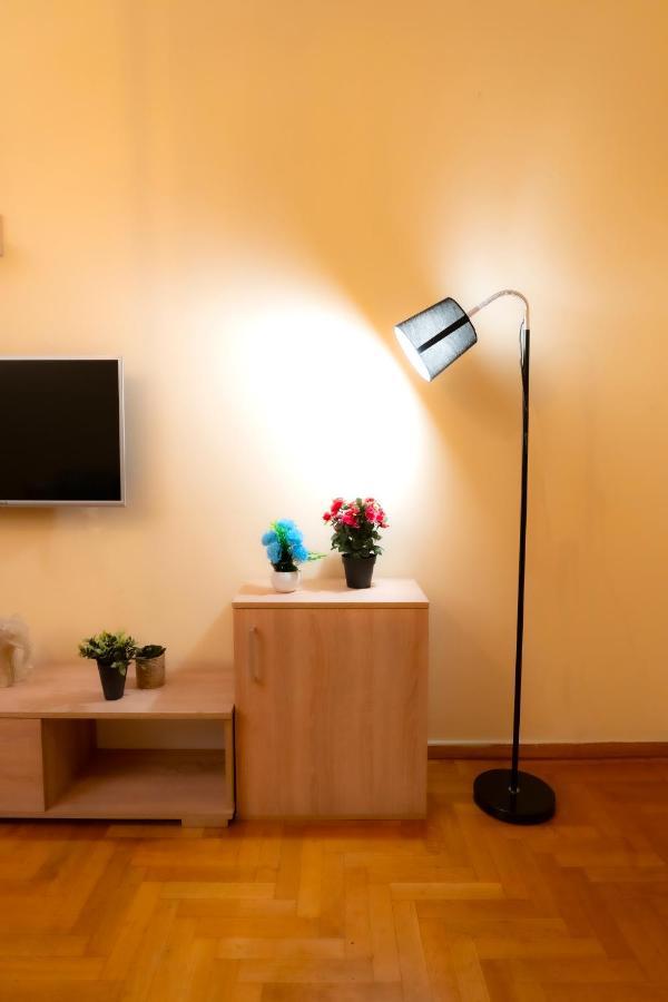 Myrtle, City Center Renovated Apartment Ateny Zewnętrze zdjęcie