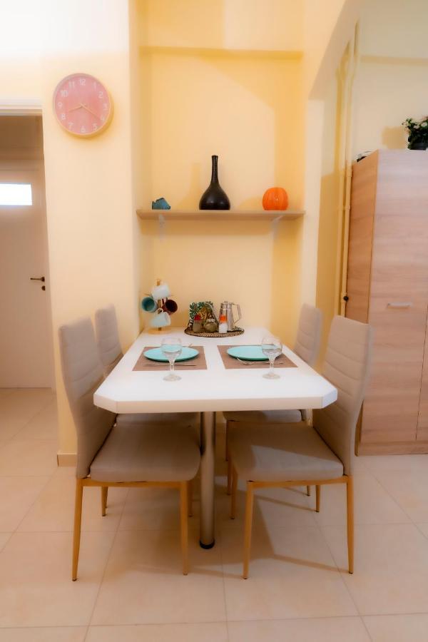 Myrtle, City Center Renovated Apartment Ateny Zewnętrze zdjęcie