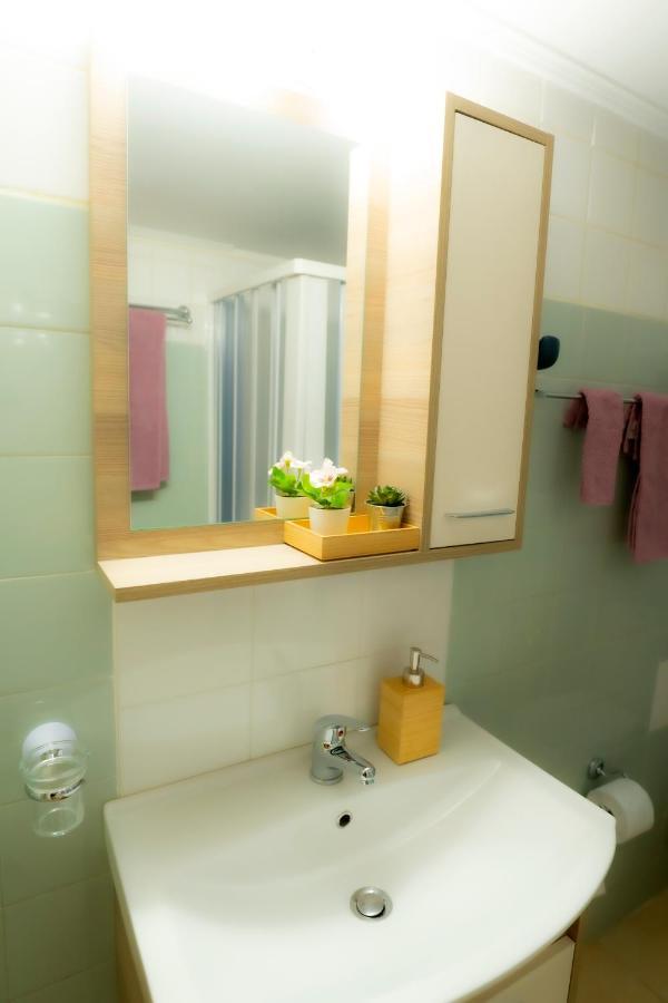 Myrtle, City Center Renovated Apartment Ateny Zewnętrze zdjęcie